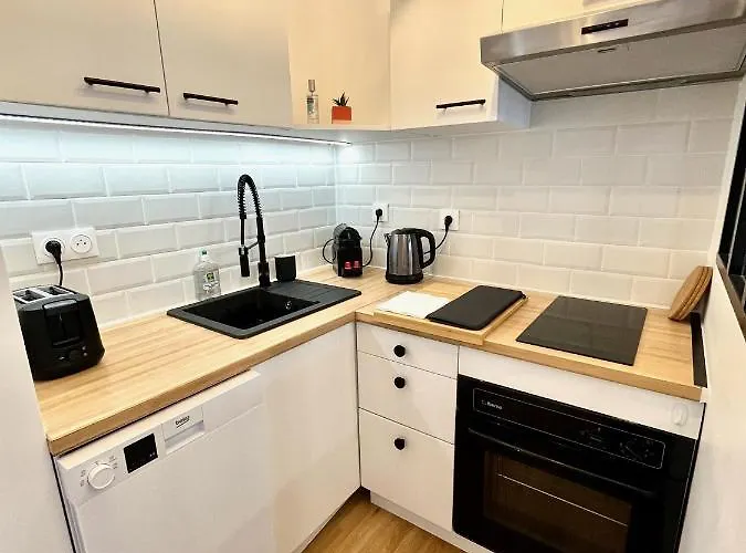 Avec Grande Terrasse Et Parking Privatifs Caen