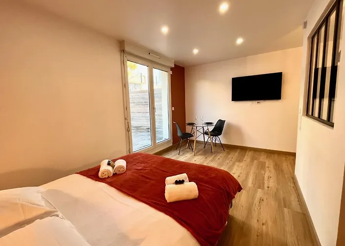 Avec Grande Terrasse Et Parking Privatifs Apartment *